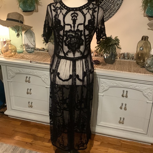 Woven Heart black lace dress/cover up. Looks great over slip dress, tank/legging - Picture 2 of 5